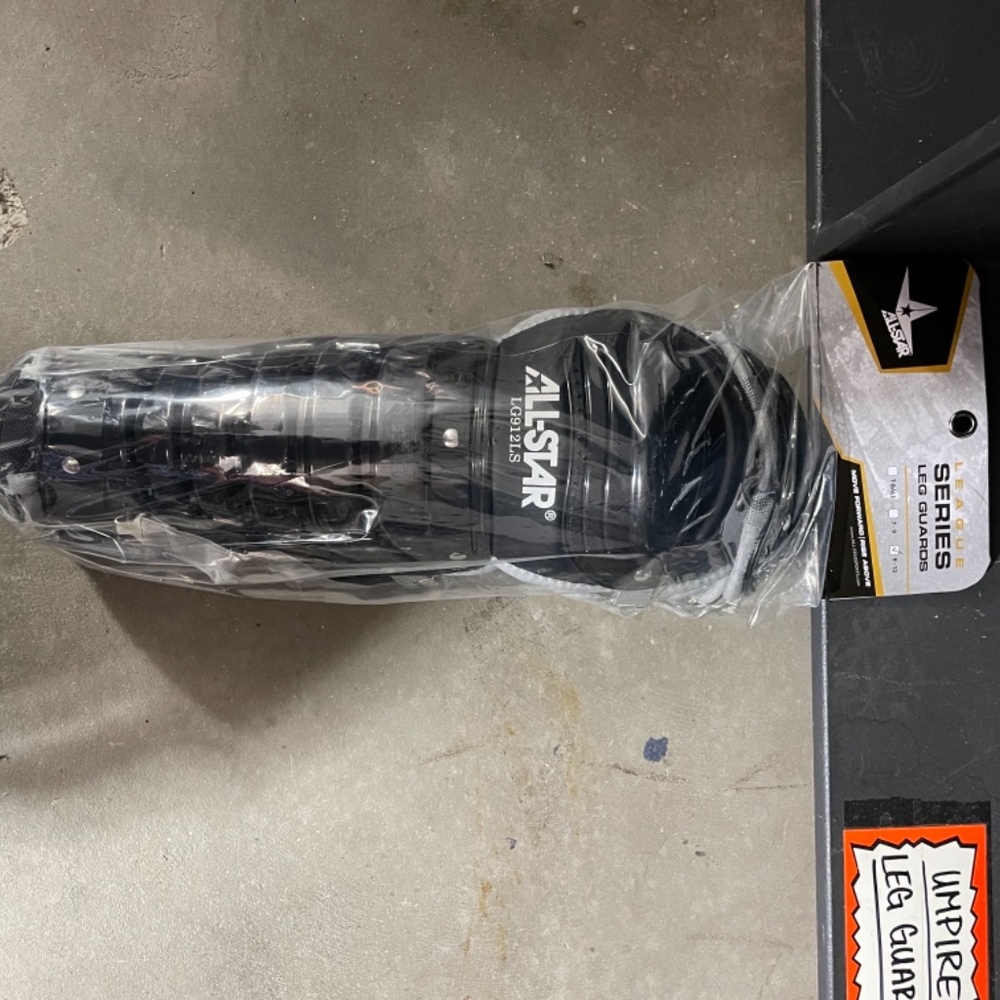 Leg guards - Picture 3 of 4